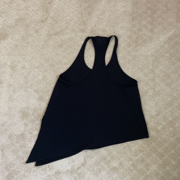DYI Asymmetrical Tank (Black) - Picture 3 of 4